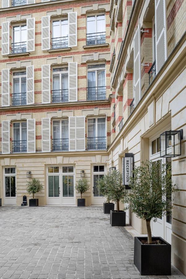 Black Door Paris Exterior photo